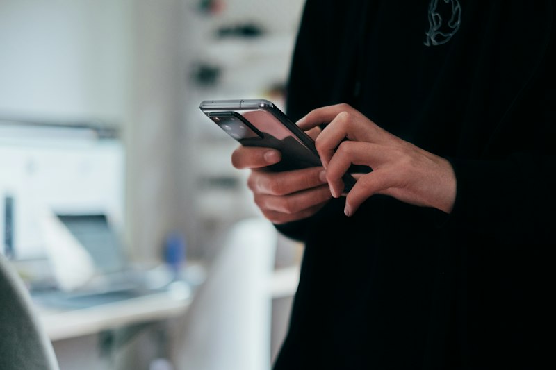 The SMS Sunset: What Encrypted RCS Means for the One-Time Passcode